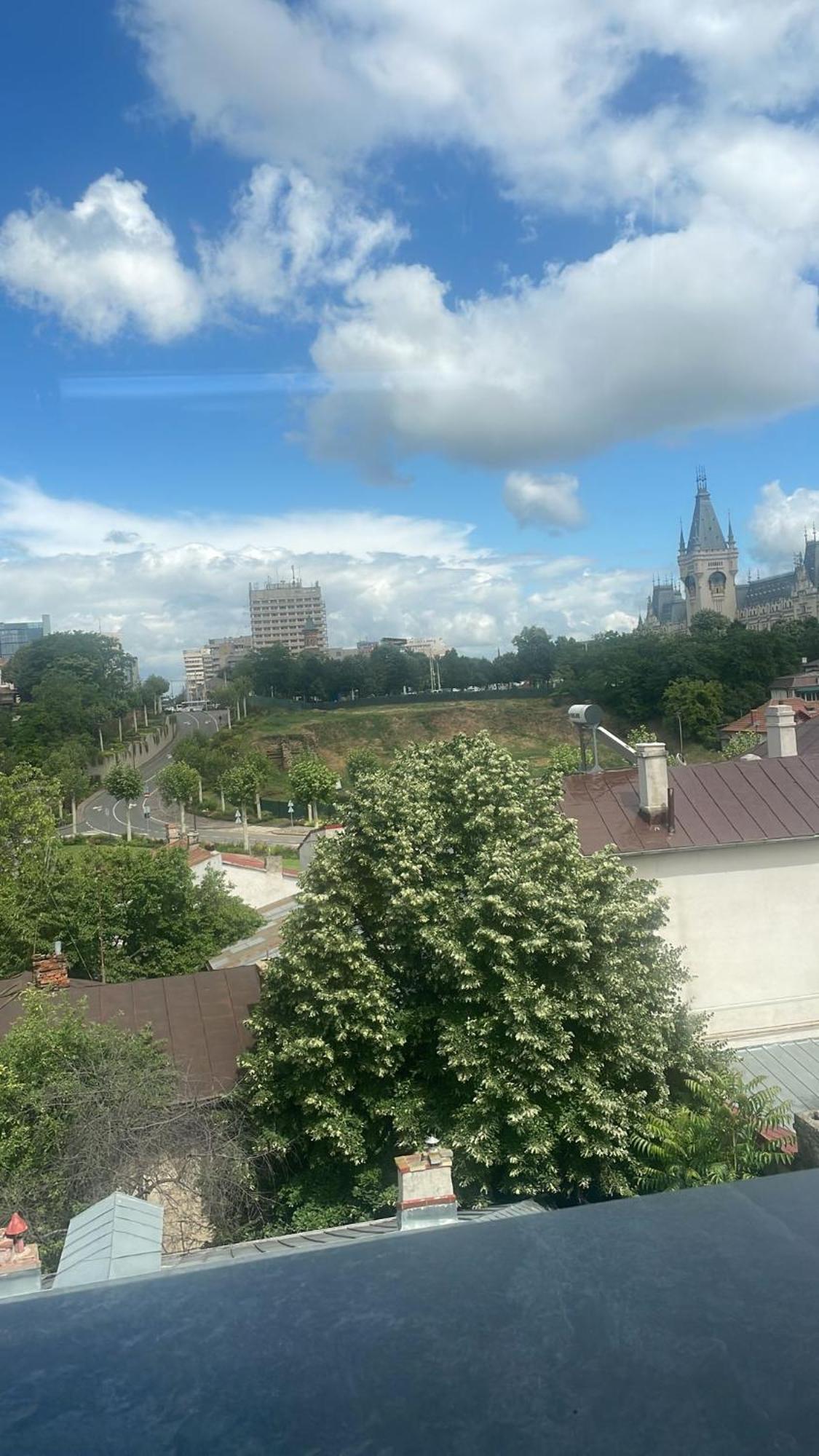 Hotel Palas Grand View Iasi Exterior photo